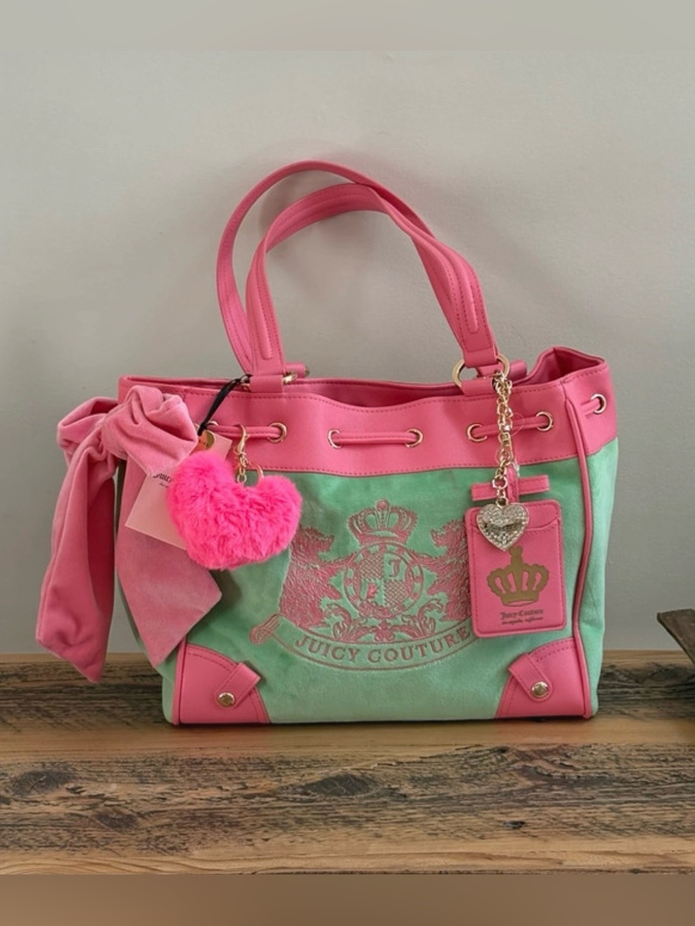 Juicy Couture Scottie Daydreamer Tote ~ Retro Green with Dark Pink NWT